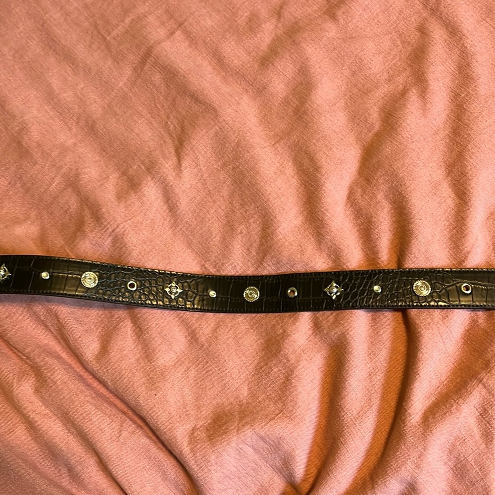 Black Y2K belt